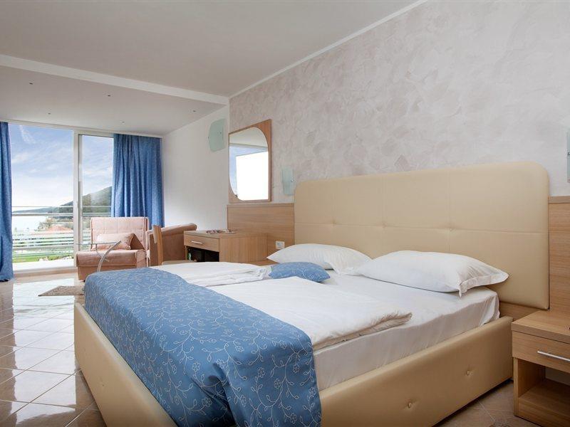 Hotel Mimosa - Lido Palace Rabac Exterior photo
